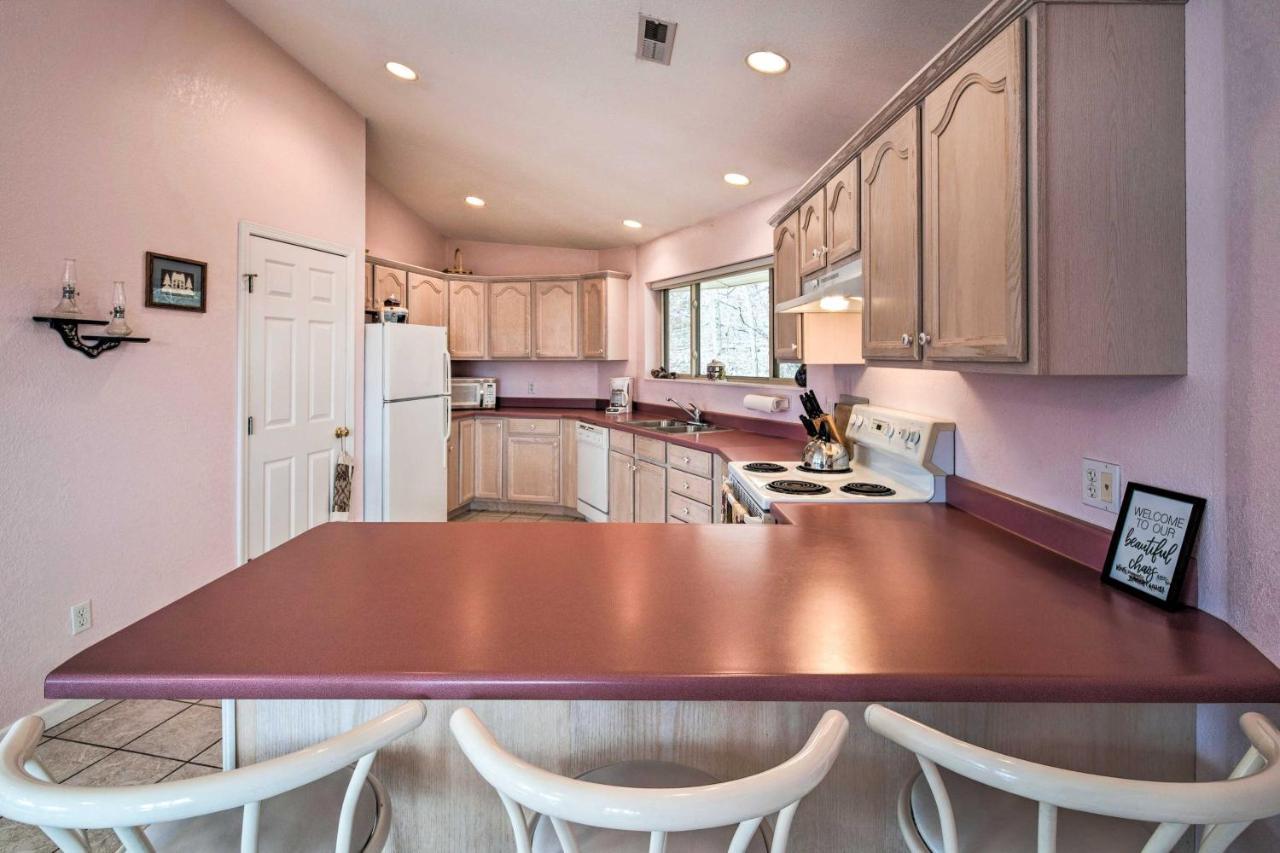 Charming Burnsville Apt With Mountain Views And Deck! Eksteriør billede