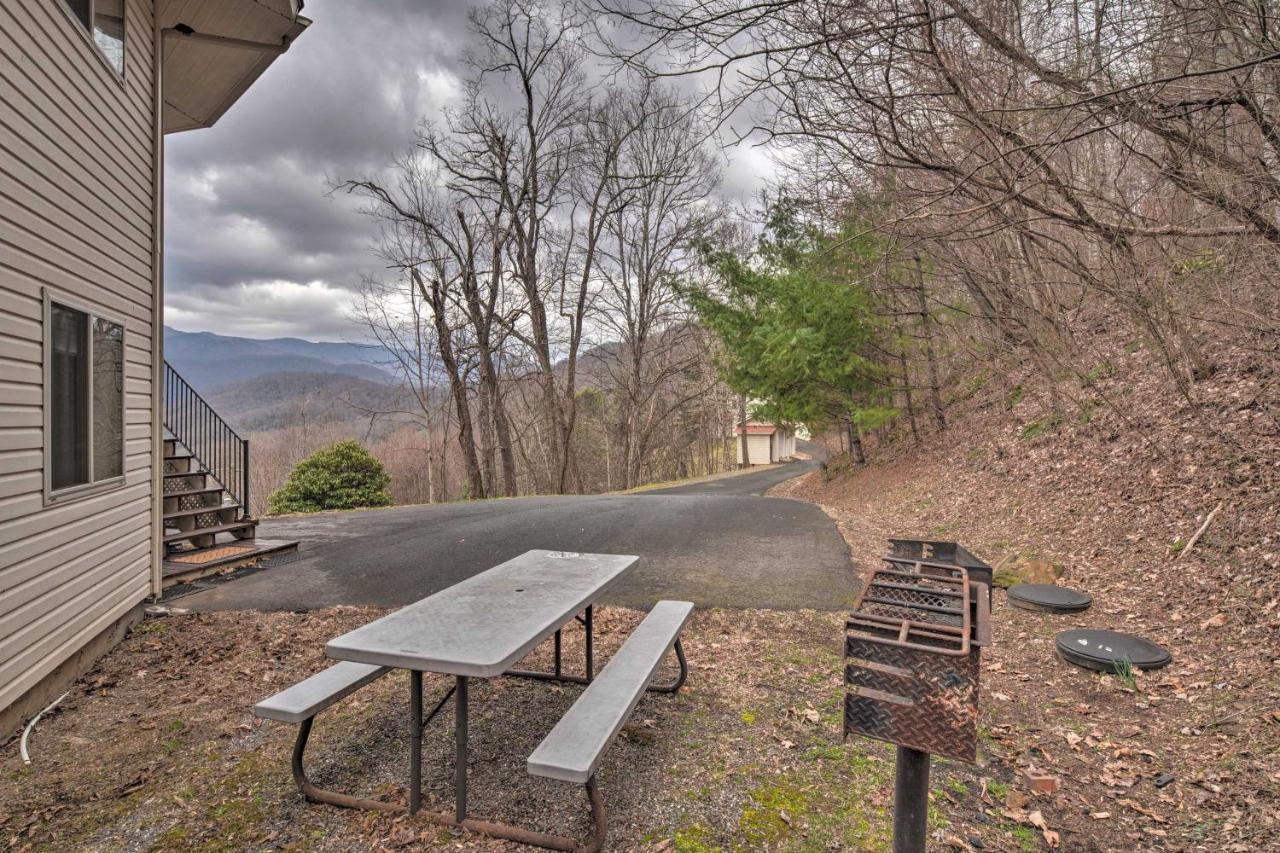 Charming Burnsville Apt With Mountain Views And Deck! Eksteriør billede