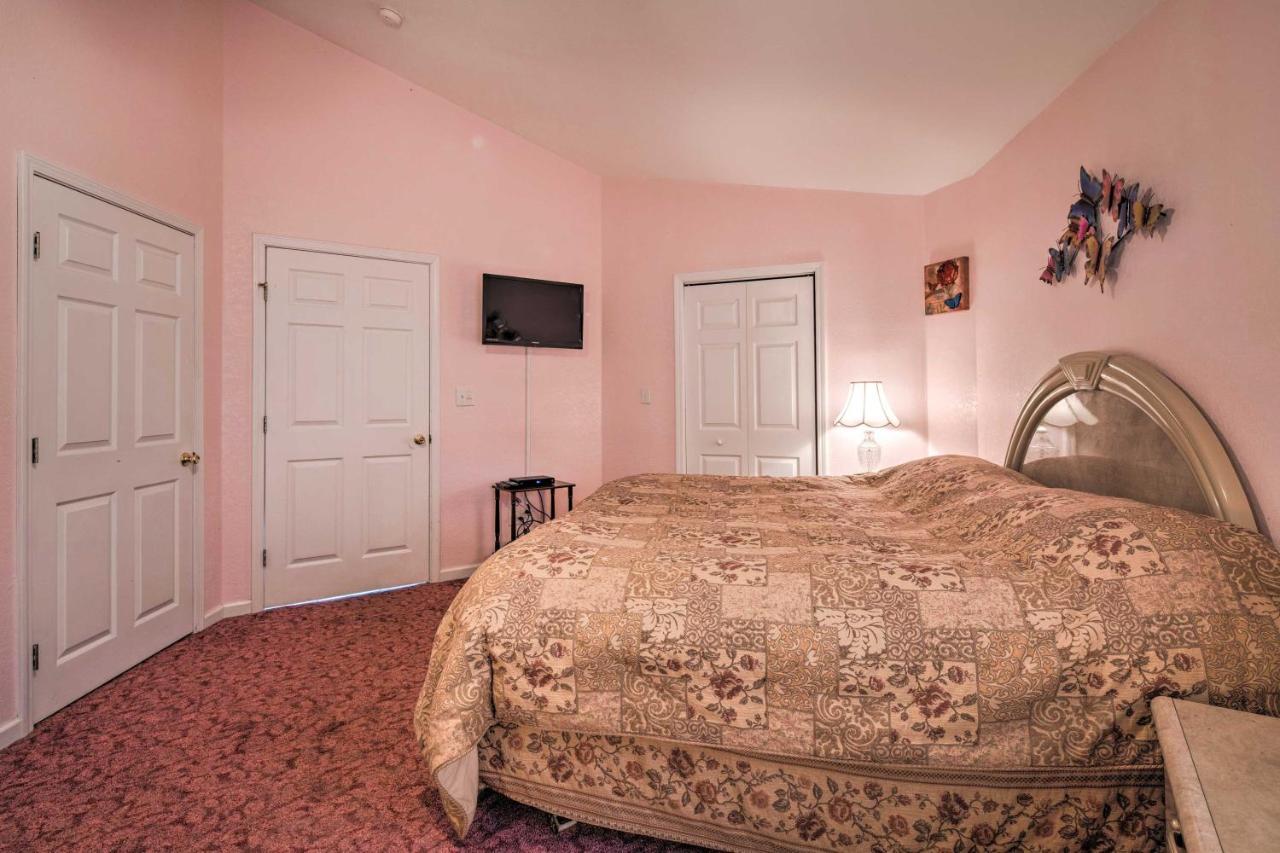 Charming Burnsville Apt With Mountain Views And Deck! Eksteriør billede